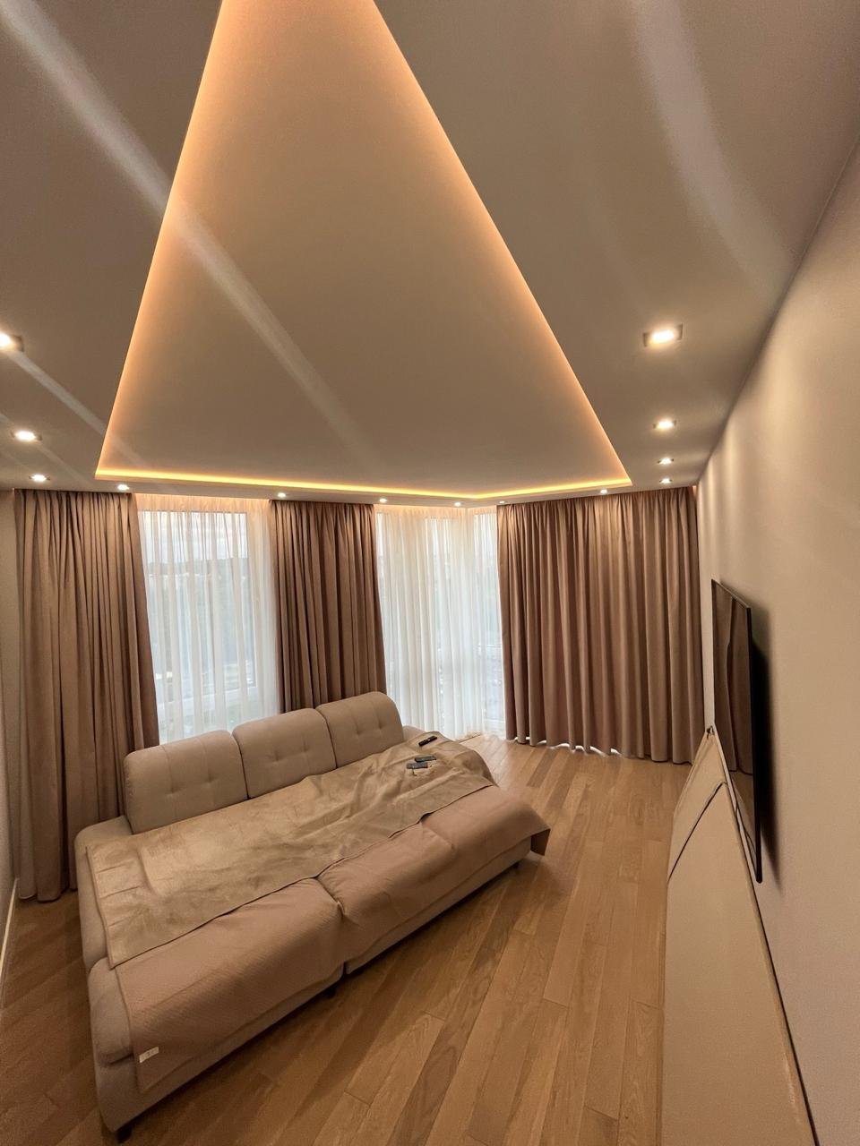 Вітальня — Lviv Apartment