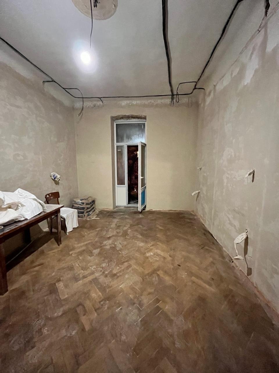 Halytskoho Apartment — до ремонту